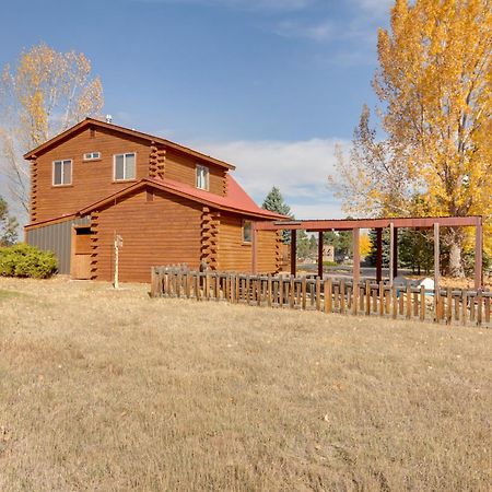 Rustic Village Lake Cabin Escape With Deck And Grill! พาโกซาสปริงส์ ภายนอก รูปภาพ