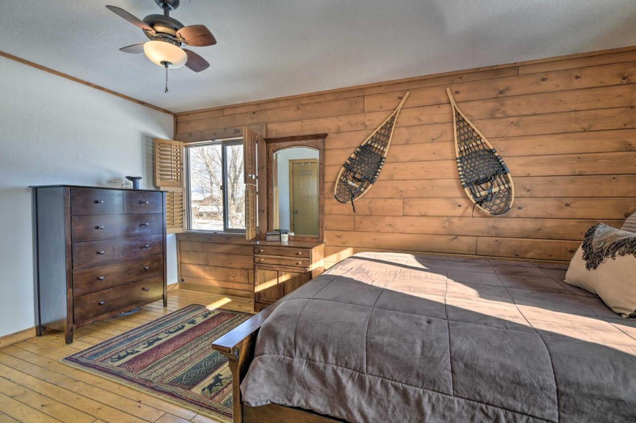 Rustic Village Lake Cabin Escape With Deck And Grill! พาโกซาสปริงส์ ภายนอก รูปภาพ