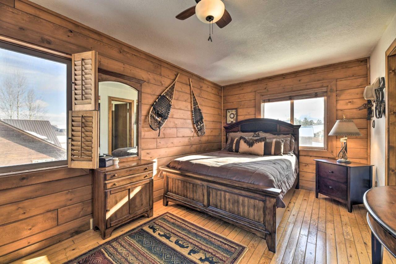 Rustic Village Lake Cabin Escape With Deck And Grill! พาโกซาสปริงส์ ภายนอก รูปภาพ