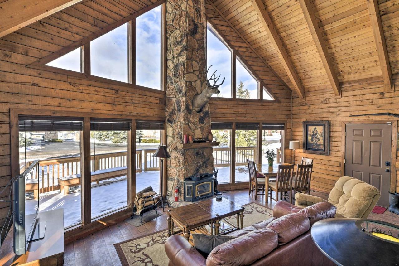 Rustic Village Lake Cabin Escape With Deck And Grill! พาโกซาสปริงส์ ภายนอก รูปภาพ