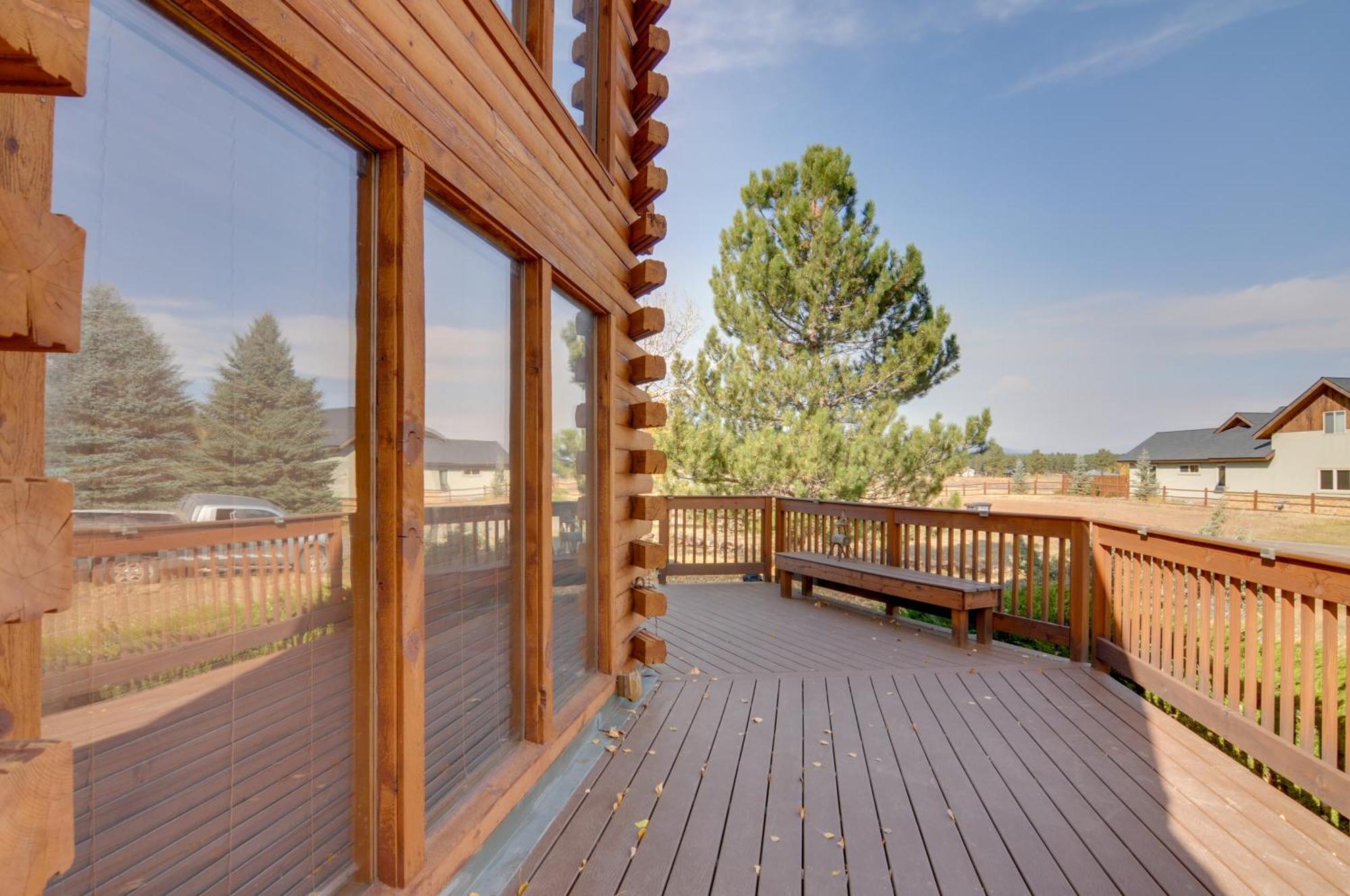 Rustic Village Lake Cabin Escape With Deck And Grill! พาโกซาสปริงส์ ภายนอก รูปภาพ